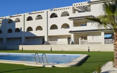 Appartement spacieux à Torre de la Horadada – Vue mer et solarium